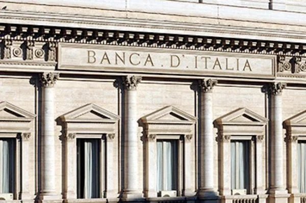 Bankitalia, tassi sui mutui calano al 3,82%